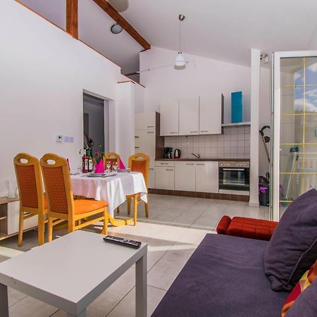 Apartments Relax Near Опатия Екстериор снимка