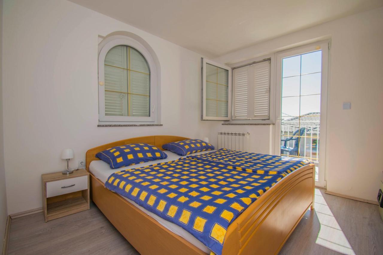 Apartments Relax Near Опатия Екстериор снимка