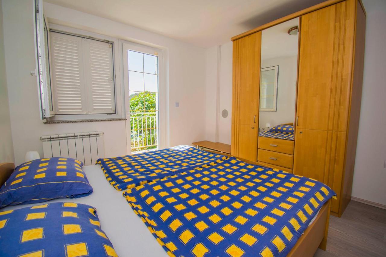 Apartments Relax Near Опатия Екстериор снимка