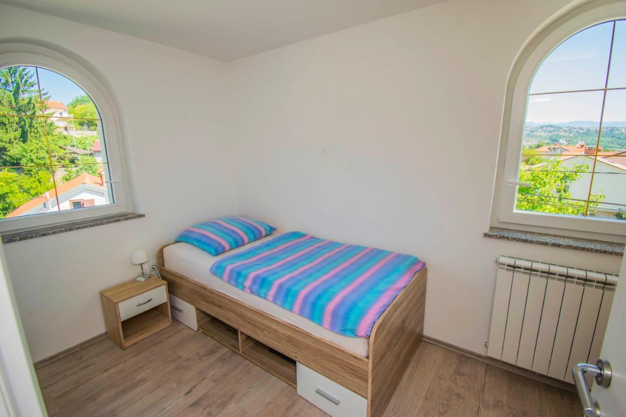 Apartments Relax Near Опатия Екстериор снимка