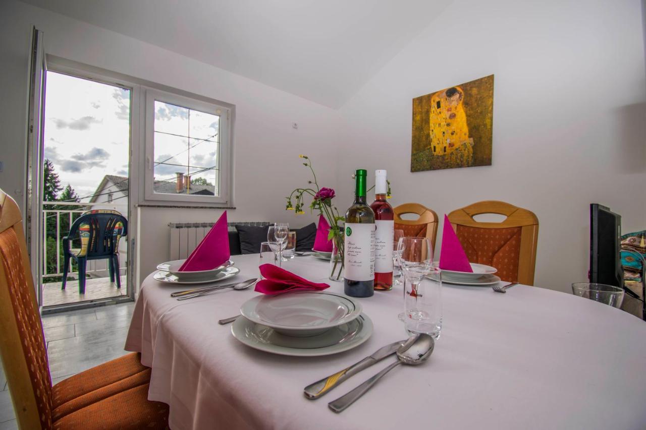 Apartments Relax Near Опатия Екстериор снимка