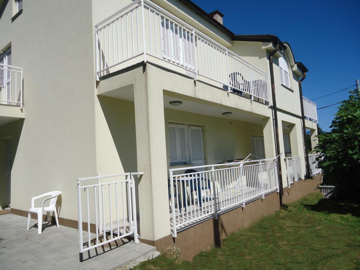 Apartments Relax Near Опатия Екстериор снимка