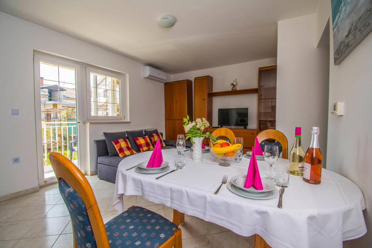 Apartments Relax Near Опатия Екстериор снимка